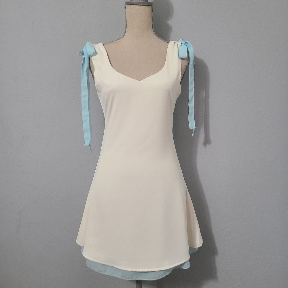 White Fox Boutique Out of Love Mini Dress in Cream‎ NWT Size Small